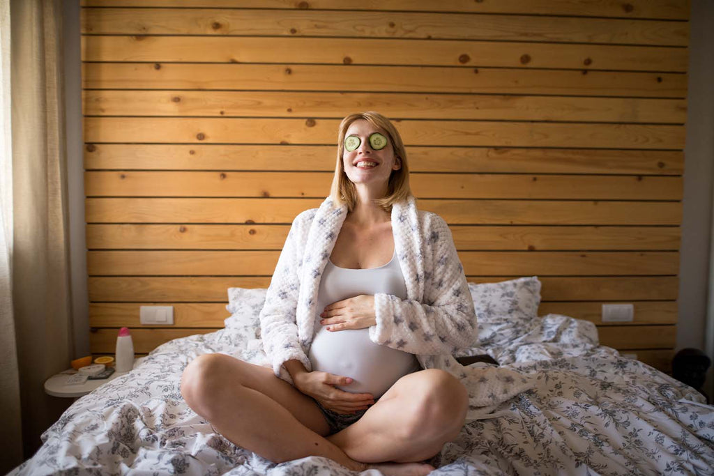Can You Use Retinol While Pregnant? – 8 Sheep Organics