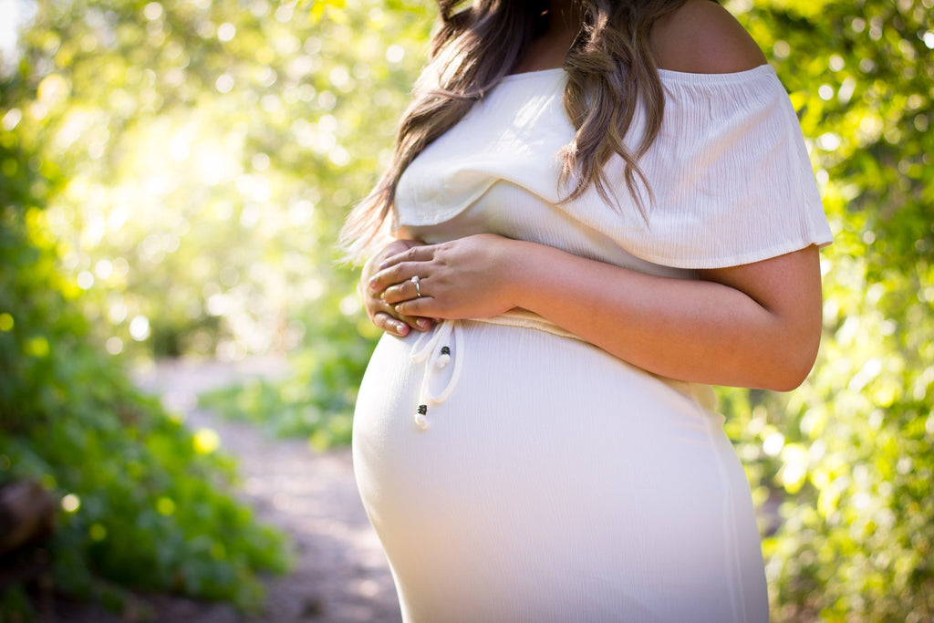 Skin Care Guide: What You Should and Shouldn't Be Using While Pregnant